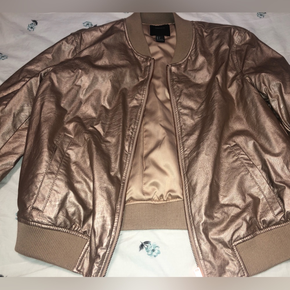 Jacket - Picture 5 of 5